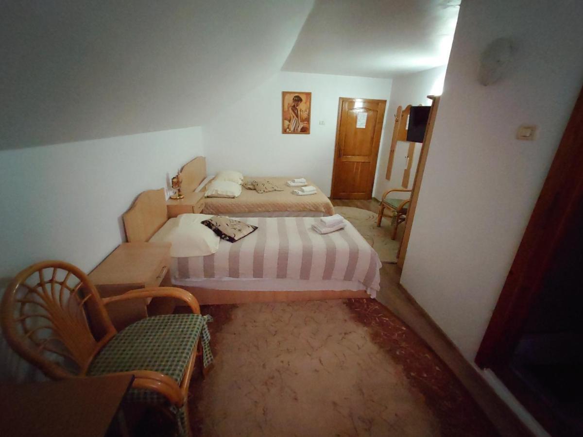 Pensiunea San Arad Exterior foto